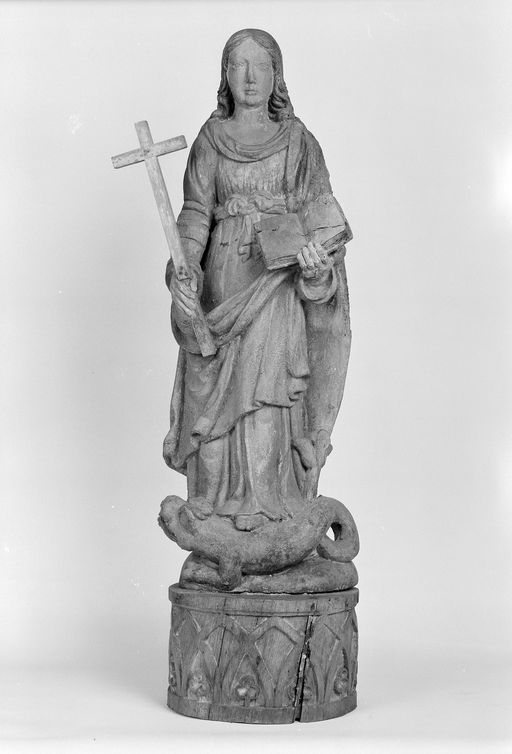Statue (statuette) : sainte Marguerite