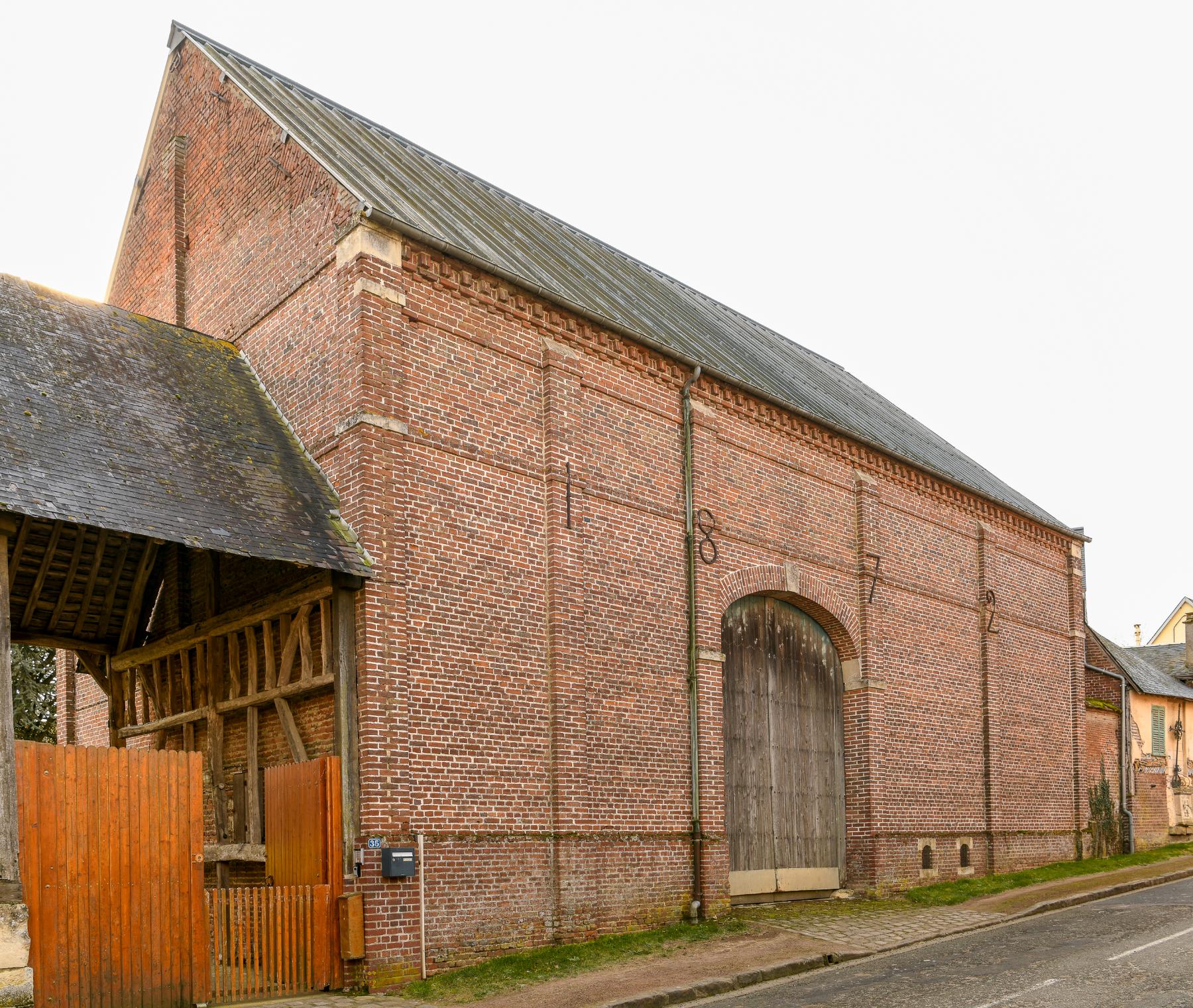 L'habitat du village de Reuil-sur-Brêche