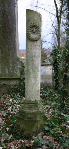 Enclos funéraire de la famille du négociant Casimir Caille