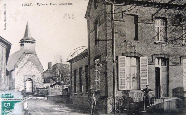 Ancienne école primaire de filles de Tully