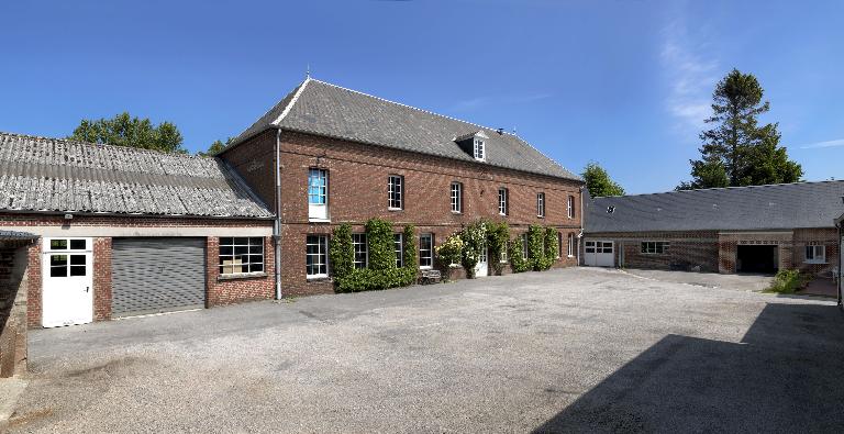 Ancienne usine de serrurerie Ducastel Hilaire et Frères, puis P. Ducastel et A. Couillet Successeurs, puis Couillet-Robert.