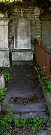 Tombeau (stèle funéraire) de la famile Lebailly