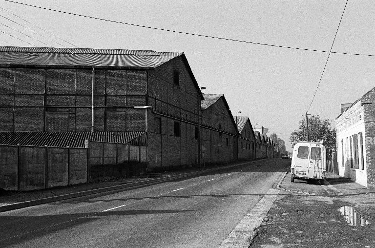 Ancienne distillerie d'alcool, dite de Sébastopol, puis usine de transformation des métaux Omnium Industriel de Ham, puis Cie Française des Produits métallurgiques, puis S.A. Cuivres et Alliages, puis Alcan-Softal