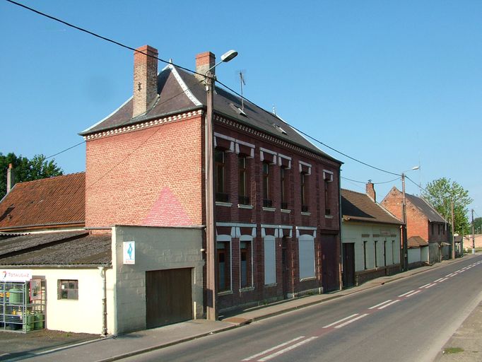 Les maisons et les fermes du Val de Nièvre