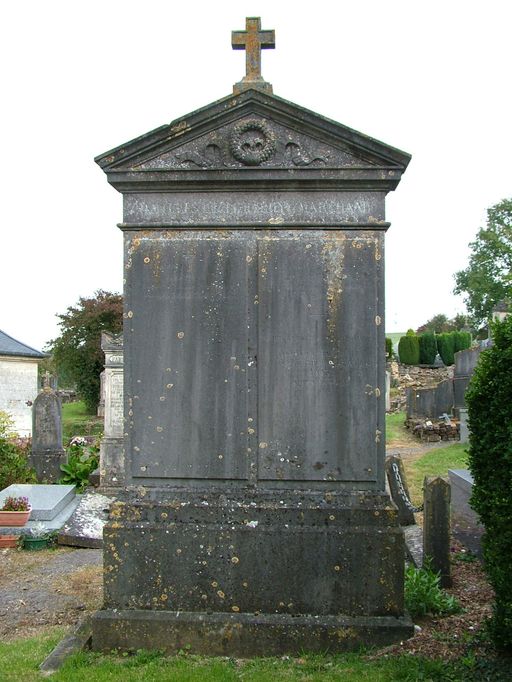 Église paroissiale Saint-Nicolas et cimetière de Canaples