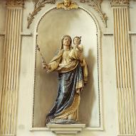 Statue (petite nature) : Vierge à l'Enfant