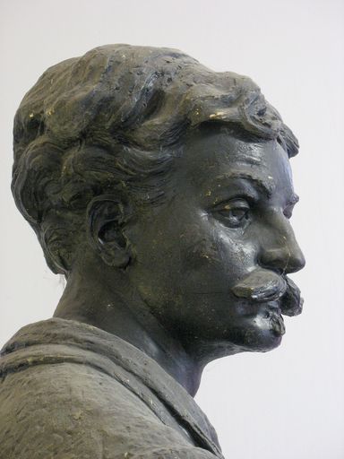 Statue d'Alphonse de Neuville