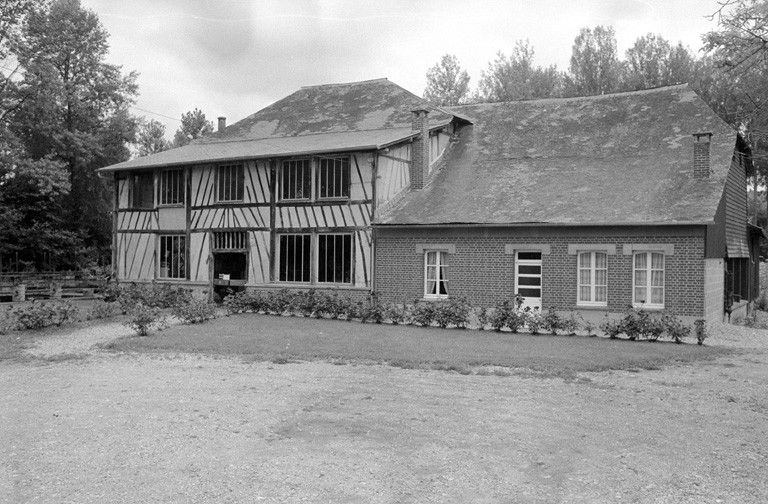 Ancien moulin à la Mécanique, puis scierie