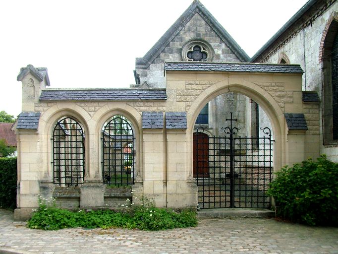 Clôture de l'enclos funéraire de la famille de Berny