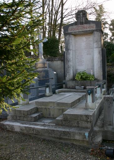 Tombeau (stèle funéraire) des familles Lequai et Prévost