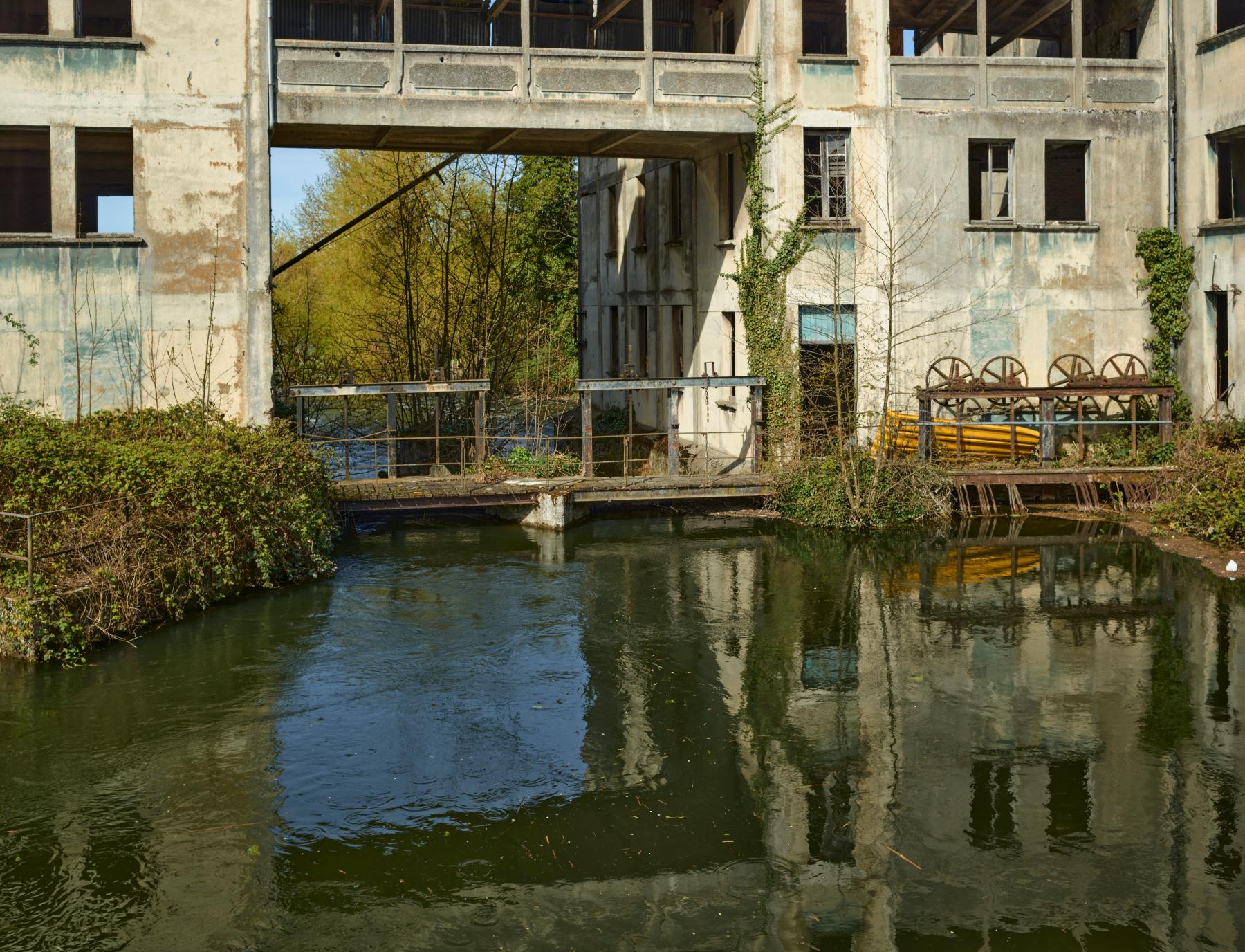 Anciens moulins de la porte de Paris, puis minoterie dite Moulins Damay, puis Grands Moulins de Péronne (détruit)