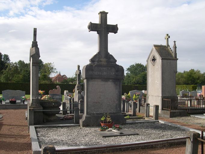 Cimetière communal de Salouël (ancien cimetière communal de Saleux-Salouël)