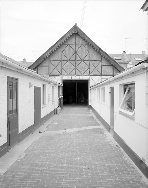 Usine de matériel électroménager (appareils frigorifiques) Mathiotte et Godle, puis atelier de réparation Sénéchal