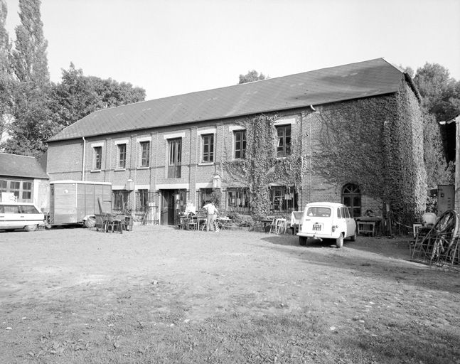 Ancien moulin, devenu usine de teinturerie de Fouilloy (vestiges)
