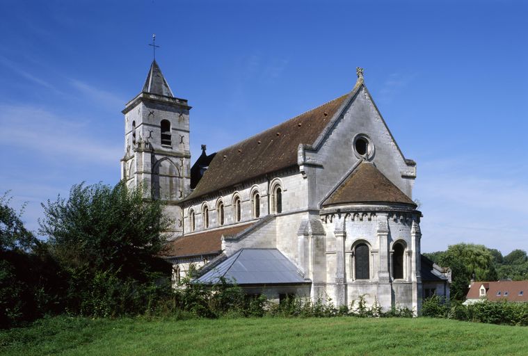 Ancienne église abbatiale Notre-Dame du Pré de Berteaucourt-les-Dames, devenue église paroissiale Saint-Nicolas