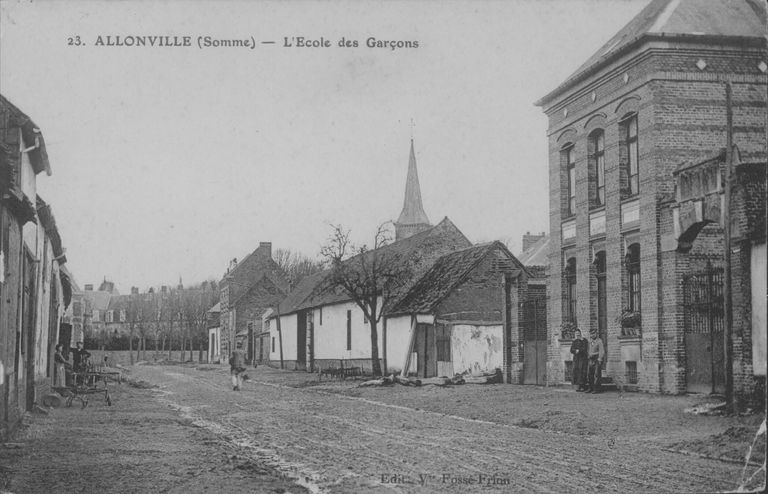 Mairie et ancienne école primaire de garçons