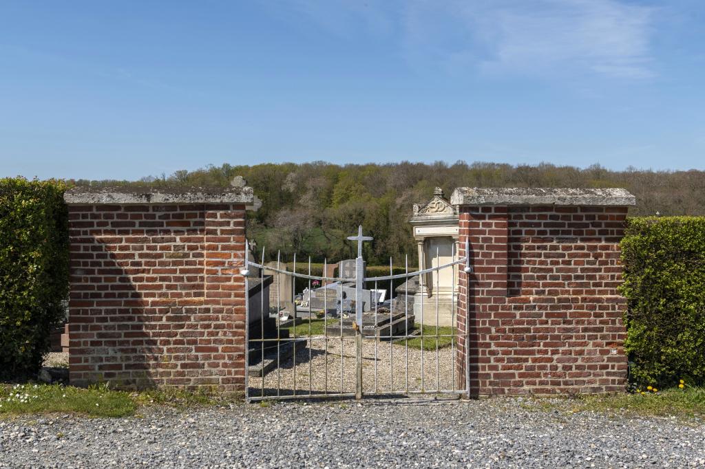 Cimetière communal de Doméliers