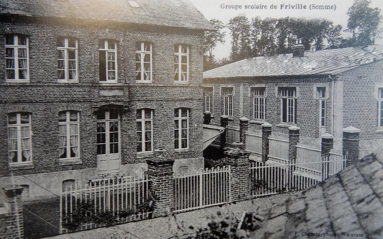 Ancienne école primaire de garçons, puis groupe scolaire de Friville