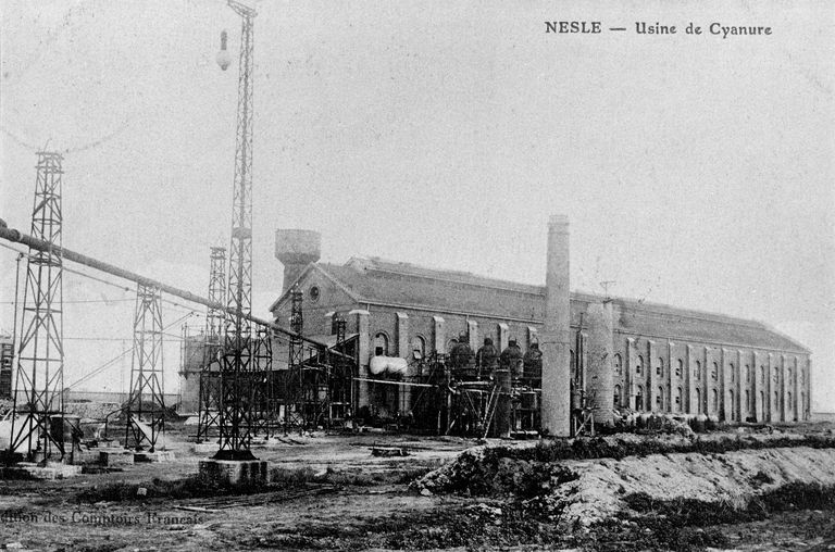 Ancienne distillerie d'alcool de betteraves de la Société Industrielle et Agricole de la Somme (SIAS), puis usine de produits agro-alimentaires Orsan