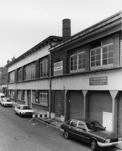 Ancienne fabrique de rubans Bellart-Van Oppen, puis Laurent-Bernaux, devenue tissage Louchet-Bernaux, puis Delaroière-Leclercq