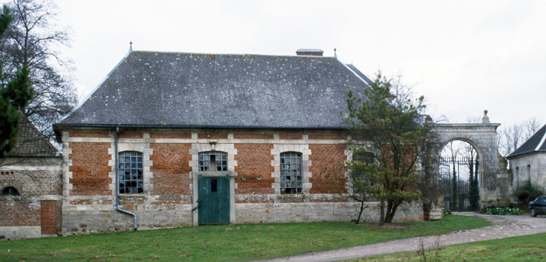 Ancien manoir, puis ferme du château à Bertangles