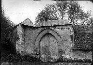 Ancien manoir des évêques d'Amiens (détruit) à Pernois