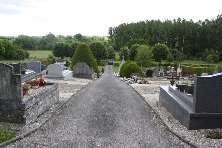 Cimetière communal de Ville-le-Marclet