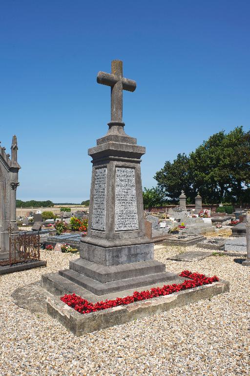 Le cimetière communal de Tully