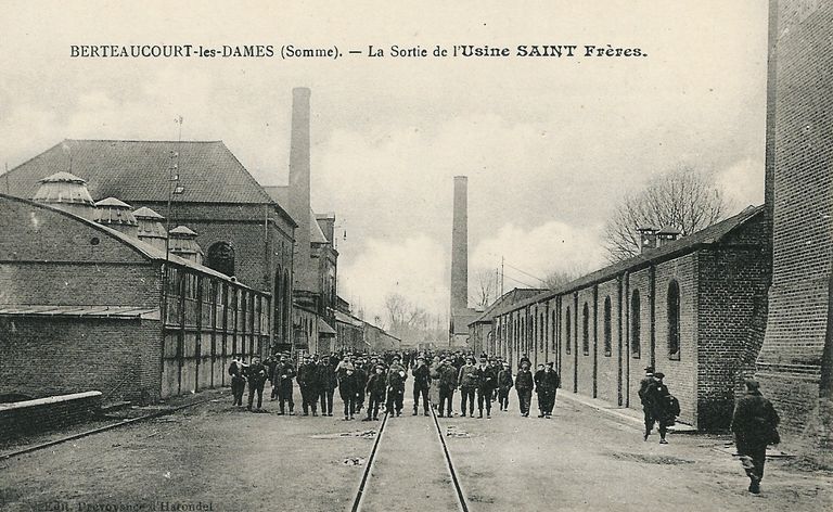 Anciens moulins, puis scierie, devenue filature et tissage de jute Saint Frères à Berteaucourt-les-Dames, dit d'Harondel, puis usine de meubles Sièges de France