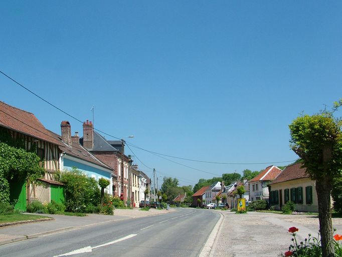 Le village de Canaples