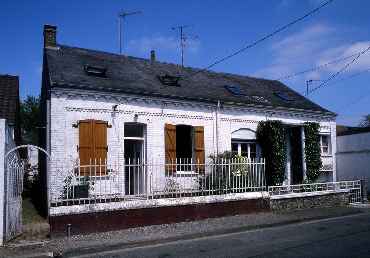 Maison à deux unités d'habitation