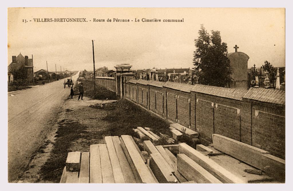 Cimetière communal de Villers-Bretonneux