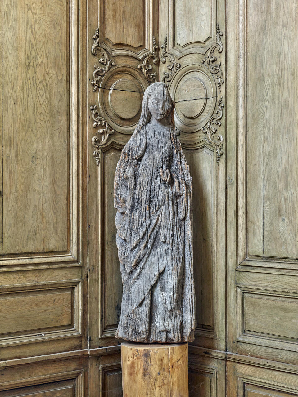 Statue (petite nature) : la Vierge (?)