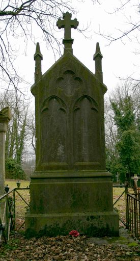 Tombeau (stèle funéraire) de la famille Dargent-Cauchetiez