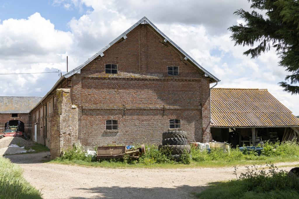 Ancien château de Choqueuse, puis manoir, puis ferme, dite du château de Choqueuse