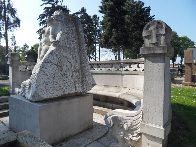 Monument funéraire de Marius Sourisseau