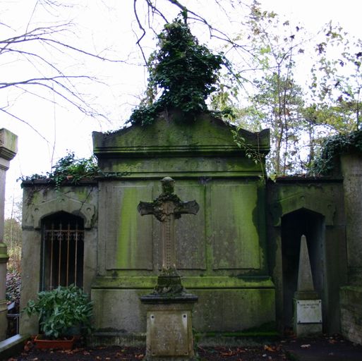 Enclos funéraire des familles Dubos et Dubos-Jourdain