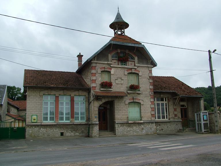 École primaire et mairie de Cys-la-Commune