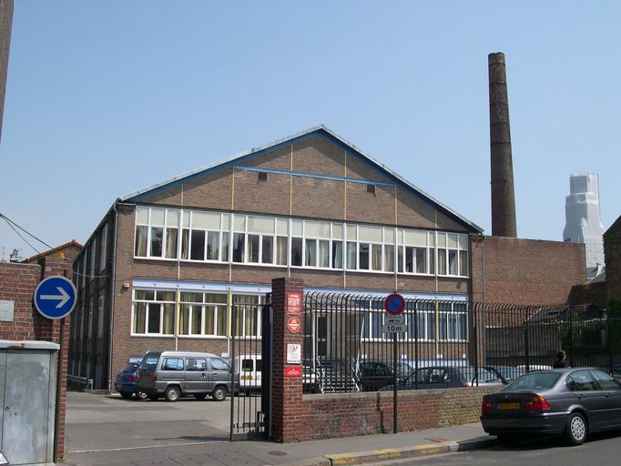 Ancien hôtel de Francqueville d'Abancourt, devenu usine de confection Lefèvre-Calot, puis Lefèvre-Calot et Cie