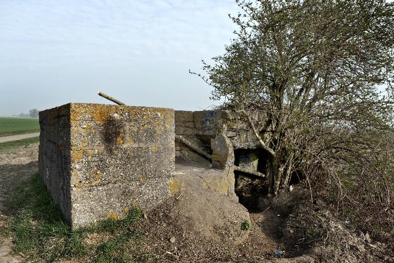 Casemate à mitrailleuse 174