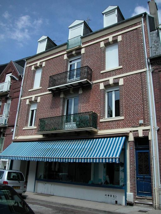 Maison avec boutique