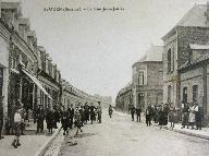 La cité Saint-Jean, rue Jean-Jaurès, vers 1905 (coll. part.).