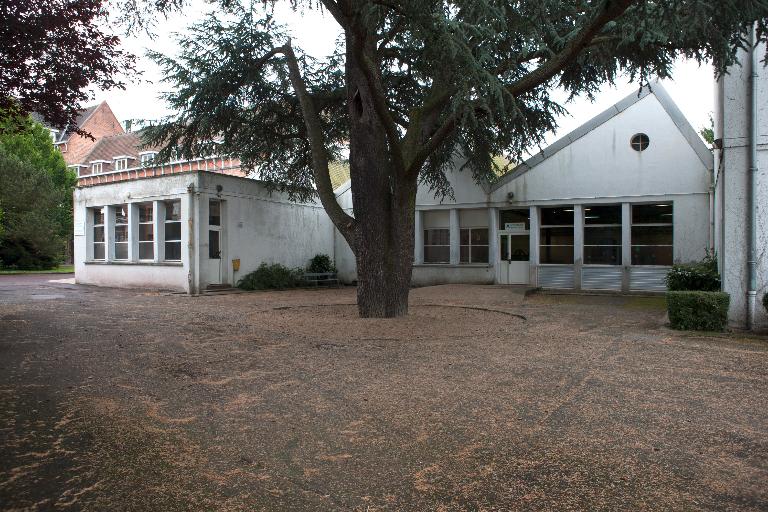 Ancien collège de Saint-Amand-les-Eaux, actuellement lycée Ernest-Couteaux