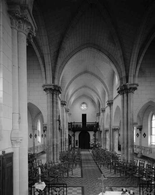 Eglise paroissiale et cimetière de l'Assomption-de la-Vierge de Porquéricourt
