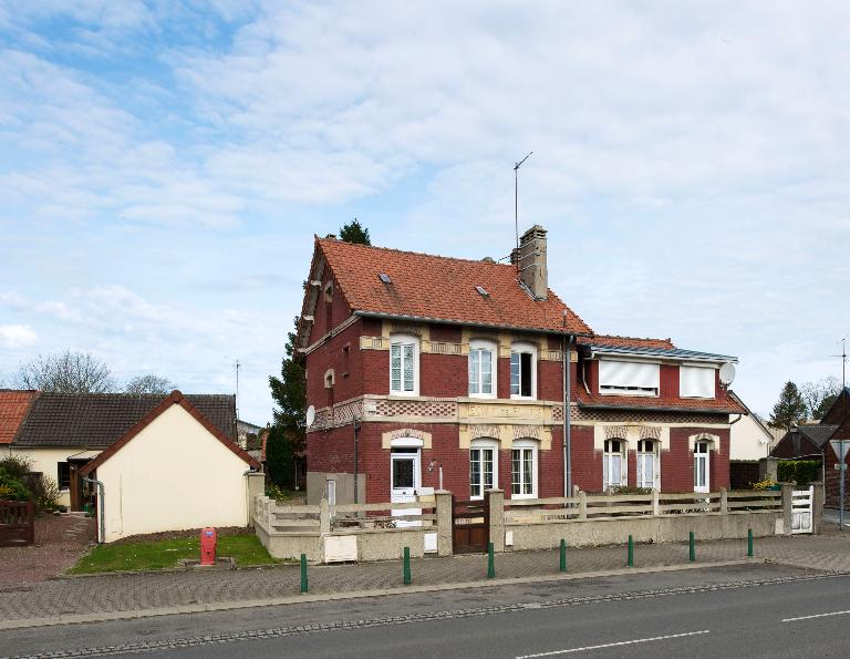 Ancienne école communale de filles et logements d'institutrices, actuellement logements