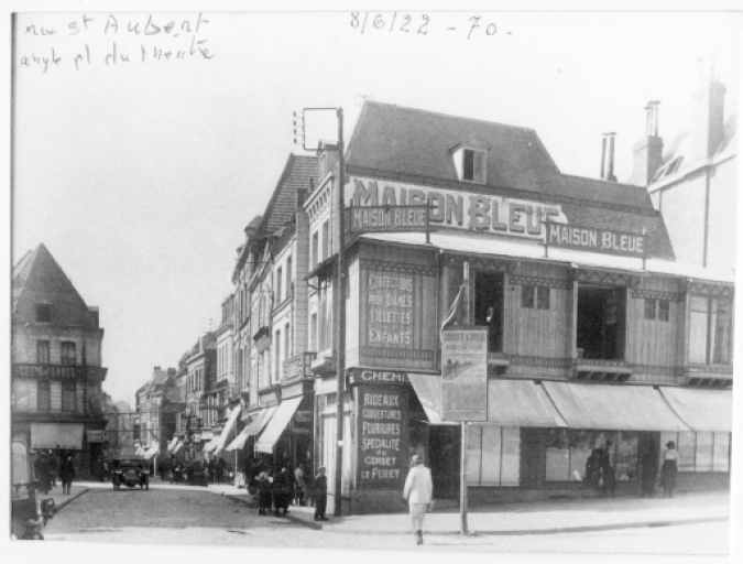 Ancien magasin de commerce, dit A la Maison Bleue