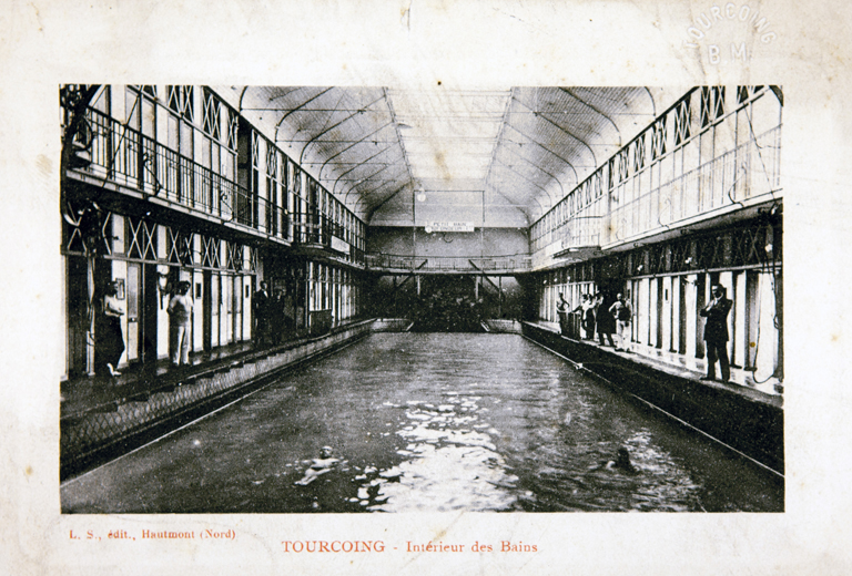 Piscine et bains publics, dits école de natation, actuellement Institut du Monde Arabe-Tourcoing