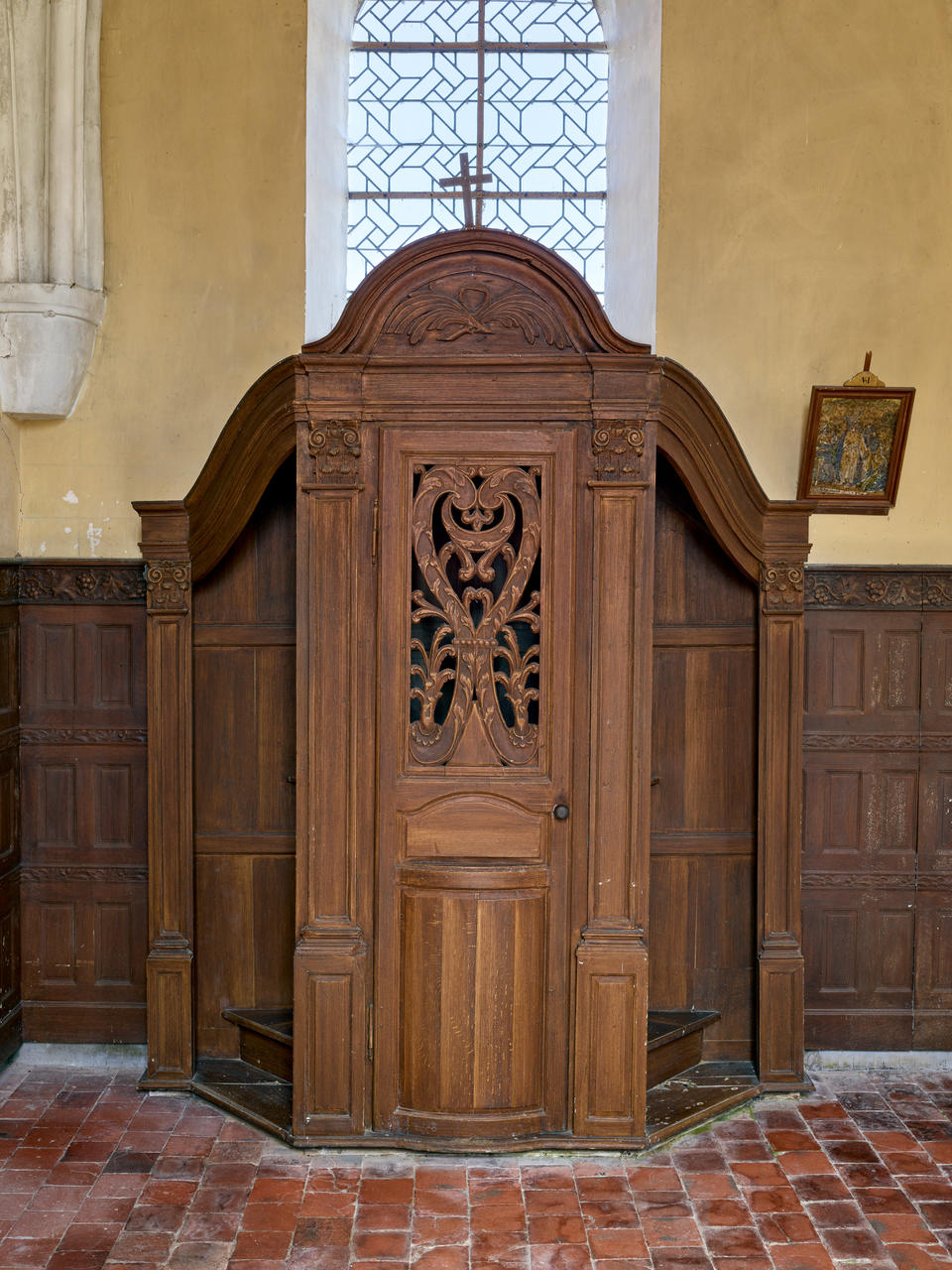 Le mobilier de l'église Saint-Jacques de Cuhem
