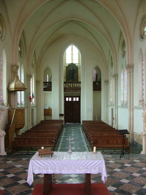 Église paroissiale Saint-Nicolas de Vauchelles-lès-Domart