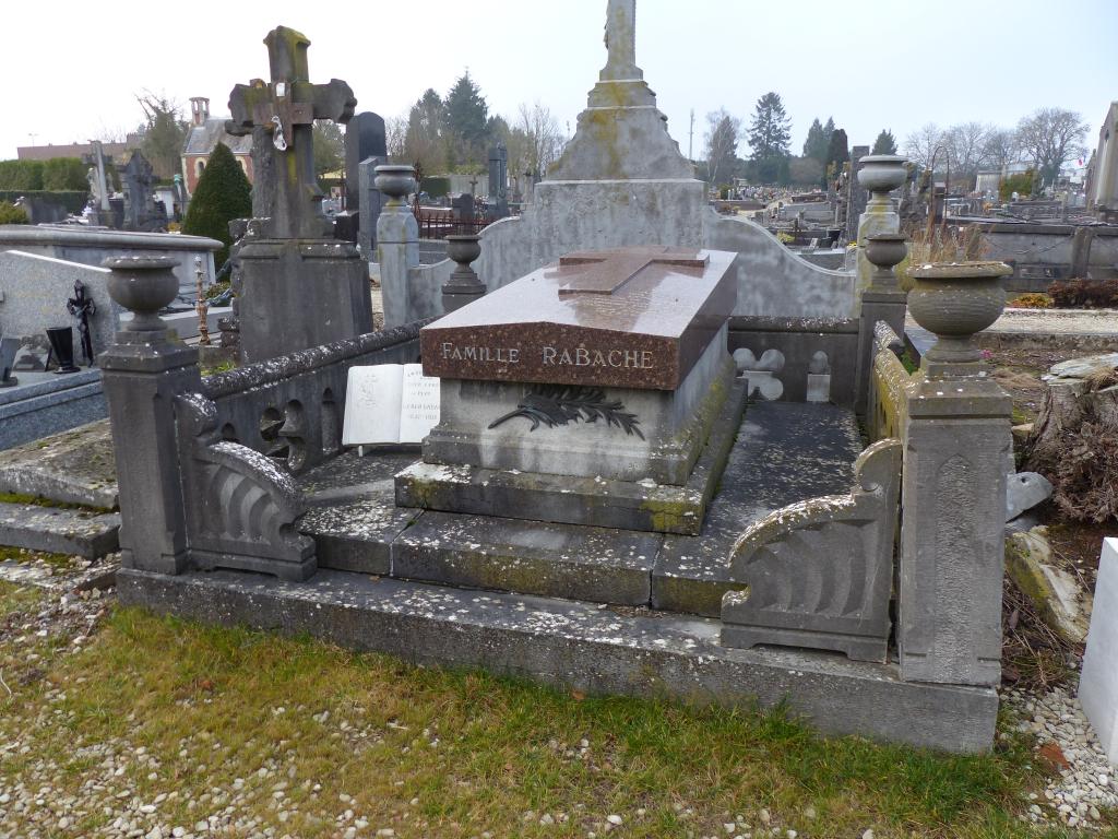 Cimetière communal de Péronne